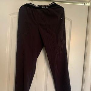 Koi scrub pants. Pre-loved condition